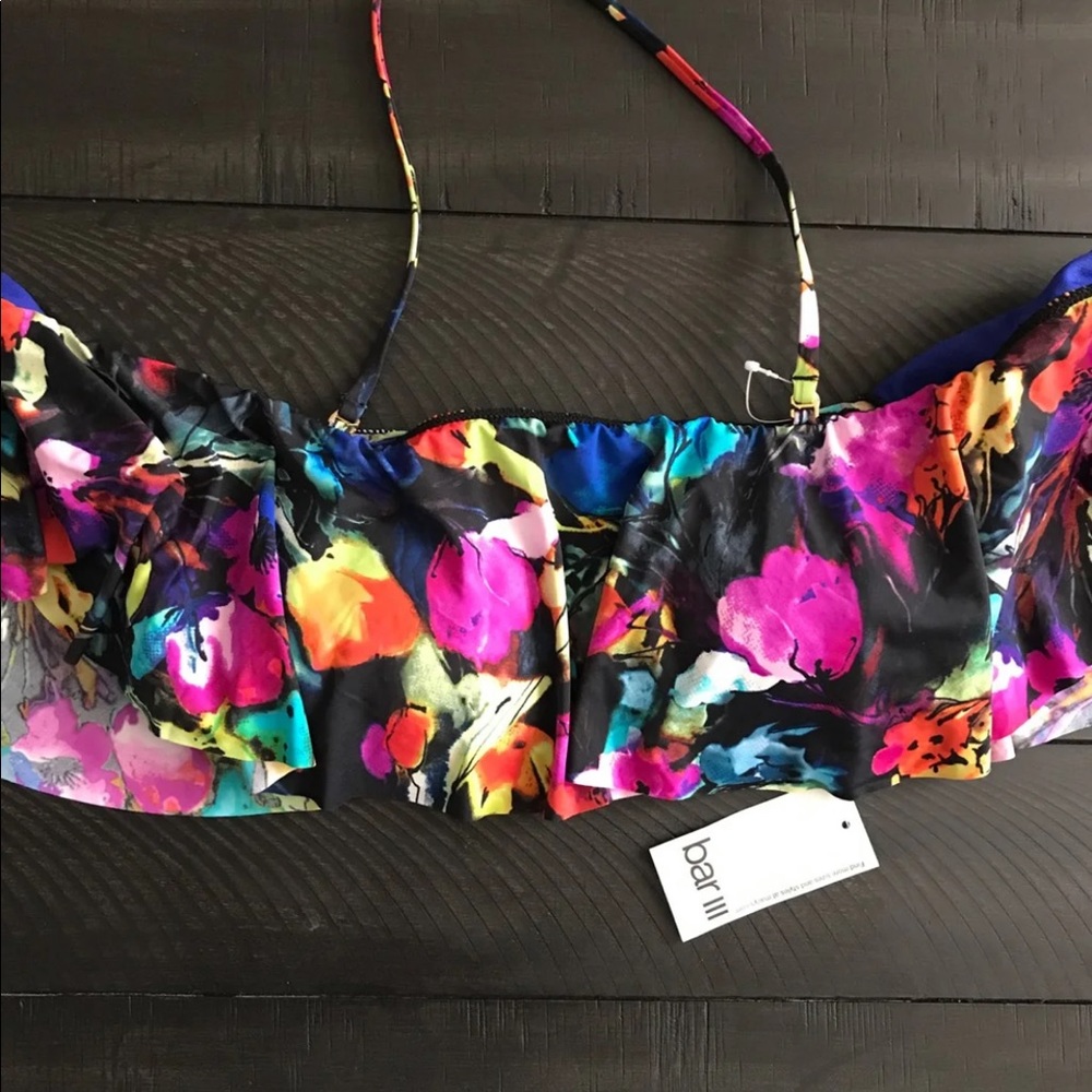 Swimsuit top - Picture 2 of 2